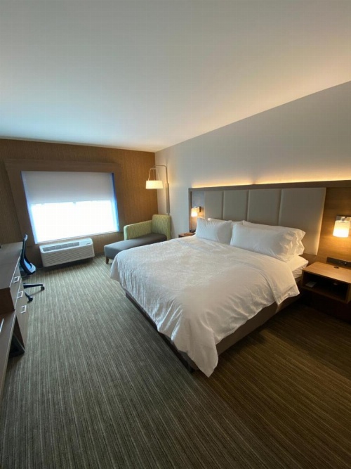Holiday Inn Express and Suites The Dalles image 22