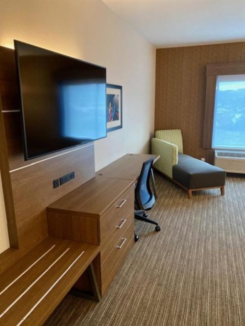 Holiday Inn Express and Suites The Dalles image 27