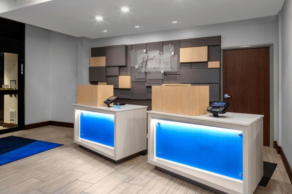 Holiday Inn Express and Suites The Dalles Image 44