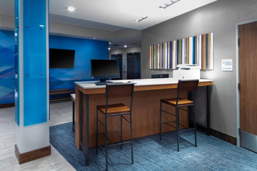 Holiday Inn Express and Suites The Dalles Image 45